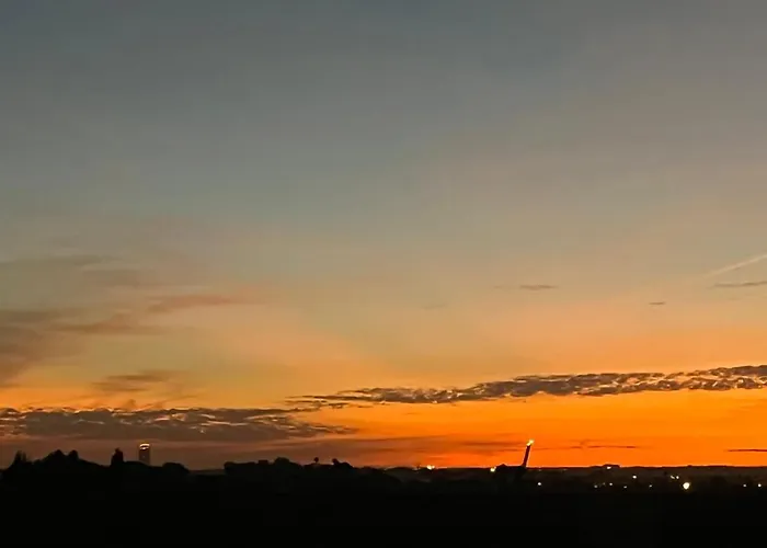 Milenium Palace - Garaje Incluido - Piscina-fibes Apartament *